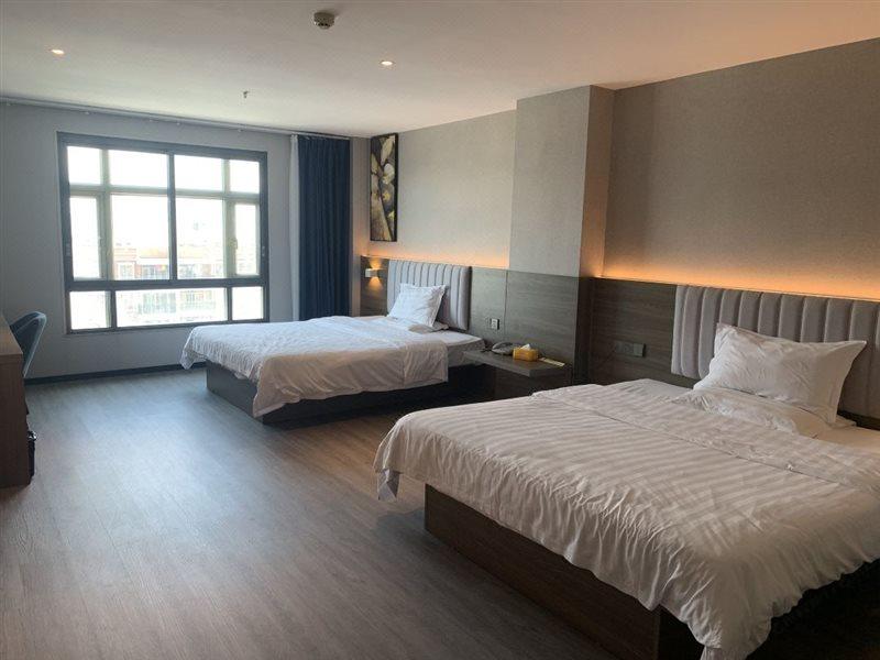 7 Days Inn Yangjiang Xinyue International Studio Exterior foto