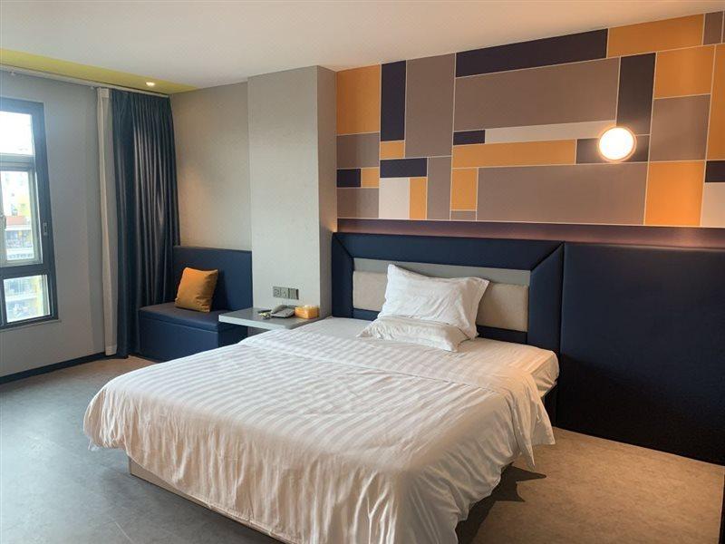7 Days Inn Yangjiang Xinyue International Studio Exterior foto