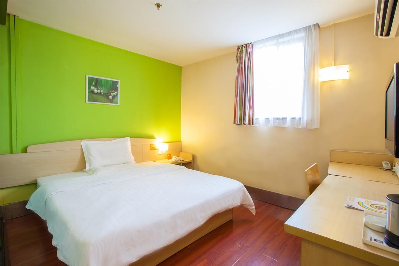 7 Days Inn Yangjiang Xinyue International Studio Exterior foto